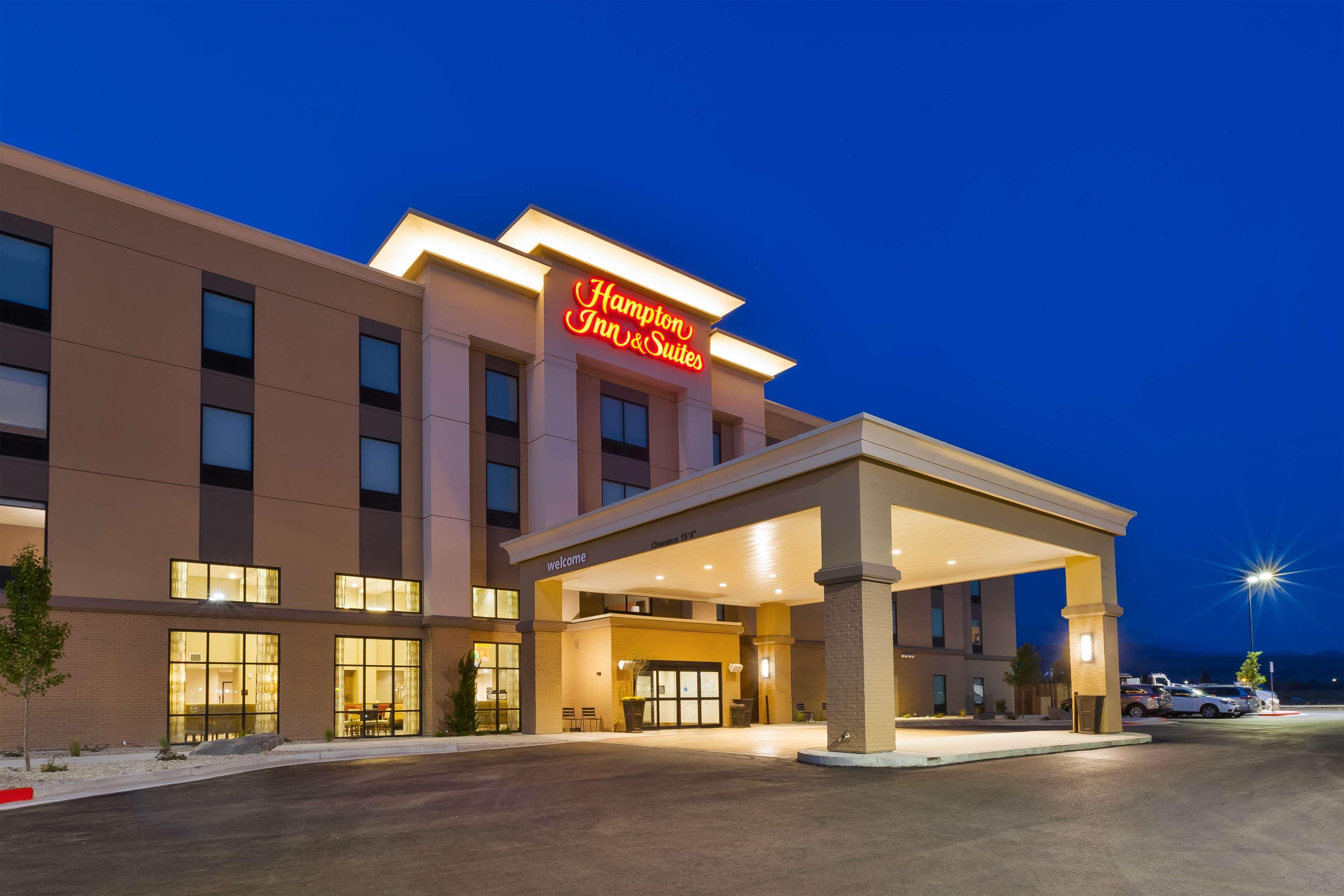 Hampton Inn & Suites Wells, Nv Екстериор снимка